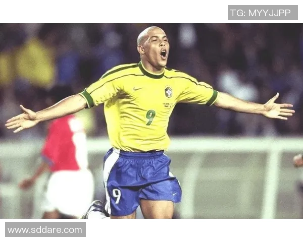 奥姓足球球星的辉煌历程与绿茵场上的传奇故事